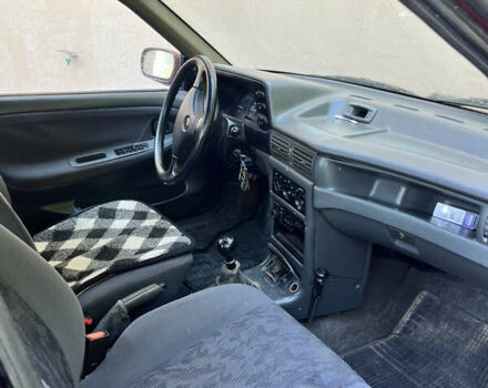 Червоний Деу Нексія, об'ємом двигуна 1.5 л та пробігом 102 тис. км за 1399 $, фото 7 на Automoto.ua