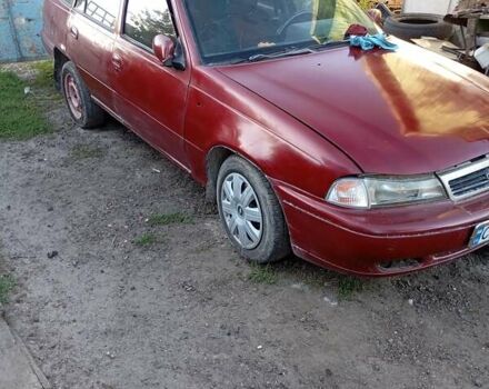 Дэу Нексия 1997 в Коростышеве на Automoto.ua Красный Дэу Нексия, объемом двигателя 1.5 л и пробегом 230 тыс. км за 1000 $, фото 1 на Automoto.ua