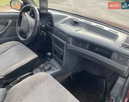 Червоний Деу Нексія, об'ємом двигуна 1.5 л та пробігом 250 тис. км за 850 $, фото 6 на Automoto.ua