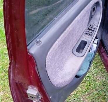 Червоний Деу Нексія, об'ємом двигуна 1.5 л та пробігом 230 тис. км за 1350 $, фото 5 на Automoto.ua