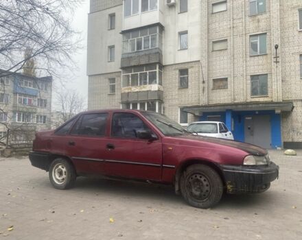 Червоний Деу Нексія, об'ємом двигуна 1.5 л та пробігом 200 тис. км за 715 $, фото 2 на Automoto.ua