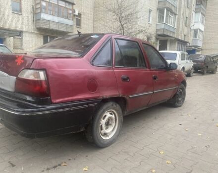 Червоний Деу Нексія, об'ємом двигуна 1.5 л та пробігом 200 тис. км за 715 $, фото 4 на Automoto.ua