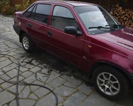 Красный Дэу Нексия, объемом двигателя 1.5 л и пробегом 290 тыс. км за 999 $, фото 2 на Automoto.ua