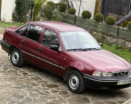 Дэу Нексия 2007 в Надворной на Automoto.ua Красный Дэу Нексия, объемом двигателя 1.5 л и пробегом 86 тыс. км за 1900 $, фото 2 на Automoto.ua