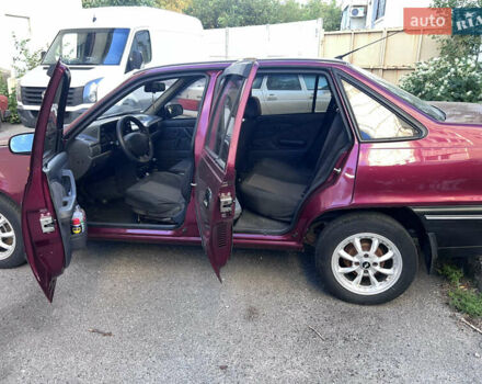 Дэу Нексия 2007 в Харькове на Automoto.ua Красный Дэу Нексия, объемом двигателя 1.5 л и пробегом 154 тыс. км за 3200 $, фото 2 на Automoto.ua