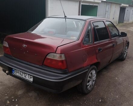 Красный Дэу Нексия, объемом двигателя 1.5 л и пробегом 200 тыс. км за 850 $, фото 3 на Automoto.ua