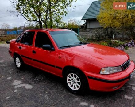 Деу Нексія 2007 у Новомосковске на Automoto.ua Червоний Деу Нексія, об'ємом двигуна 1.5 л та пробігом 250 тис. км за 1850 $, фото 1 на Automoto.ua