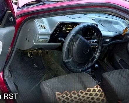 Червоний Деу Нексія, об'ємом двигуна 1.5 л та пробігом 88 тис. км за 1350 $, фото 5 на Automoto.ua