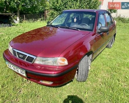 Червоний Деу Нексія, об'ємом двигуна 1.5 л та пробігом 200 тис. км за 2800 $, фото 1 на Automoto.ua