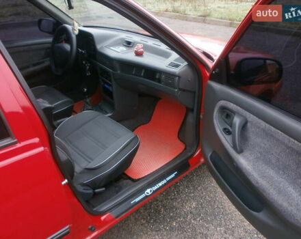 Червоний Деу Нексія, об'ємом двигуна 1.5 л та пробігом 181 тис. км за 2750 $, фото 13 на Automoto.ua