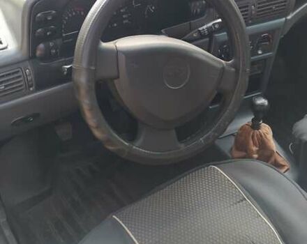 Красный Дэу Нексия, объемом двигателя 1.5 л и пробегом 208 тыс. км за 2000 $, фото 3 на Automoto.ua