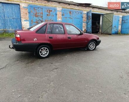 Красный Дэу Нексия, объемом двигателя 1.5 л и пробегом 290 тыс. км за 999 $, фото 5 на Automoto.ua