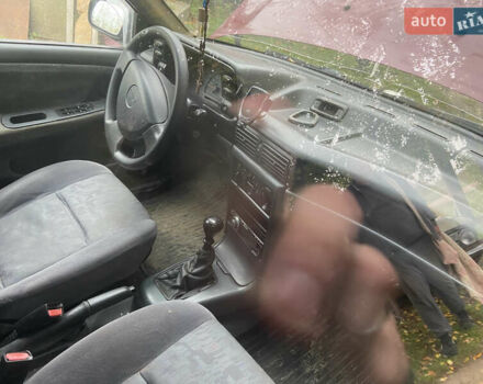 Дэу Нексия 2007 в Могилев-Подольском на Automoto.ua Красный Дэу Нексия, объемом двигателя 1.5 л и пробегом 200 тыс. км за 800 $, фото 6 на Automoto.ua