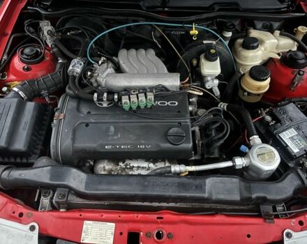 Красный Дэу Нексия, объемом двигателя 1.5 л и пробегом 200 тыс. км за 1800 $, фото 1 на Automoto.ua