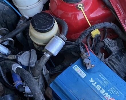 Червоний Деу Нексія, об'ємом двигуна 1.6 л та пробігом 150 тис. км за 950 $, фото 12 на Automoto.ua