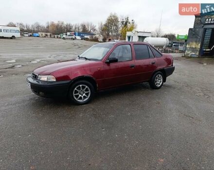 Красный Дэу Нексия, объемом двигателя 1.5 л и пробегом 290 тыс. км за 999 $, фото 4 на Automoto.ua
