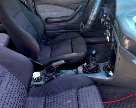 Красный Дэу Нексия, объемом двигателя 1.5 л и пробегом 190 тыс. км за 1600 $, фото 3 на Automoto.ua