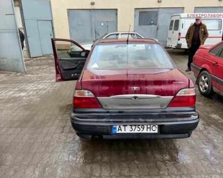 Красный Дэу Нексия, объемом двигателя 1.7 л и пробегом 3 тыс. км за 700 $, фото 4 на Automoto.ua