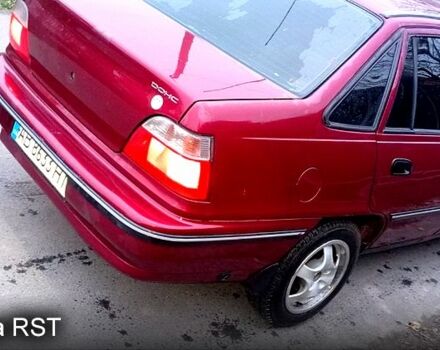 Червоний Деу Нексія, об'ємом двигуна 1.5 л та пробігом 88 тис. км за 1350 $, фото 4 на Automoto.ua