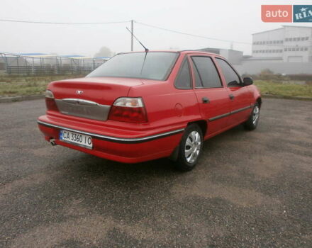 Червоний Деу Нексія, об'ємом двигуна 1.5 л та пробігом 181 тис. км за 2750 $, фото 4 на Automoto.ua