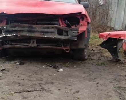 Красный Дэу Нексия, объемом двигателя 1.5 л и пробегом 279 тыс. км за 750 $, фото 4 на Automoto.ua