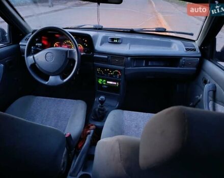 Красный Дэу Нексия, объемом двигателя 1.5 л и пробегом 290 тыс. км за 999 $, фото 9 на Automoto.ua