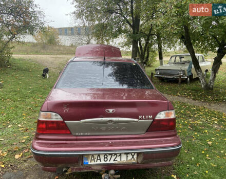 Дэу Нексия 2007 в Могилев-Подольском на Automoto.ua Красный Дэу Нексия, объемом двигателя 1.5 л и пробегом 200 тыс. км за 800 $, фото 4 на Automoto.ua