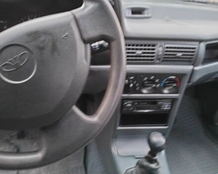 Красный Дэу Нексия, объемом двигателя 1.5 л и пробегом 31 тыс. км за 3200 $, фото 6 на Automoto.ua