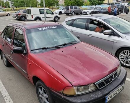Красный Дэу Нексия, объемом двигателя 1.5 л и пробегом 300 тыс. км за 486 $, фото 1 на Automoto.ua