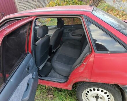 Червоний Деу Нексія, об'ємом двигуна 1.5 л та пробігом 350 тис. км за 1300 $, фото 4 на Automoto.ua