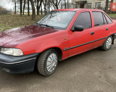 Красный Дэу Нексия, объемом двигателя 1.5 л и пробегом 375 тыс. км за 1450 $, фото 2 на Automoto.ua