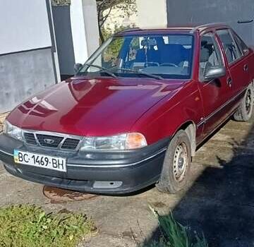 Красный Дэу Нексия, объемом двигателя 1.5 л и пробегом 95 тыс. км за 2200 $, фото 2 на Automoto.ua
