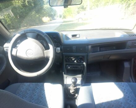 Червоний Деу Нексія, об'ємом двигуна 1.5 л та пробігом 155 тис. км за 1000 $, фото 6 на Automoto.ua