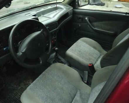 Красный Дэу Нексия, объемом двигателя 1.5 л и пробегом 290 тыс. км за 999 $, фото 3 на Automoto.ua