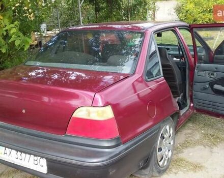 Червоний Деу Нексія, об'ємом двигуна 1.5 л та пробігом 298 тис. км за 1700 $, фото 3 на Automoto.ua