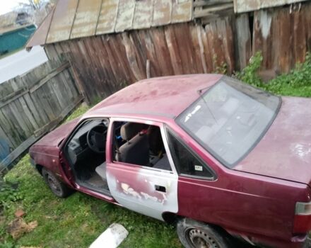 Красный Дэу Нексия, объемом двигателя 0 л и пробегом 190 тыс. км за 750 $, фото 3 на Automoto.ua