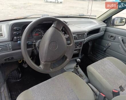 Красный Дэу Нексия, объемом двигателя 1.5 л и пробегом 290 тыс. км за 999 $, фото 8 на Automoto.ua