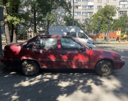 Красный Дэу Нексия, объемом двигателя 1.5 л и пробегом 280 тыс. км за 500 $, фото 1 на Automoto.ua