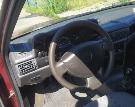 Красный Дэу Нексия, объемом двигателя 1.5 л и пробегом 121 тыс. км за 2100 $, фото 10 на Automoto.ua