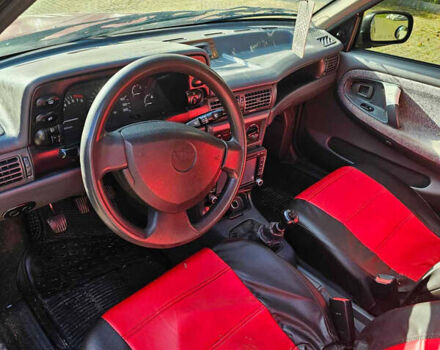 Дэу Нексия 2007 в Киеве на Automoto.ua Красный Дэу Нексия, объемом двигателя 1.5 л и пробегом 333 тыс. км за 1100 $, фото 7 на Automoto.ua