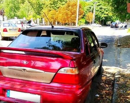 Красный Дэу Нексия, объемом двигателя 1.5 л и пробегом 151 тыс. км за 1999 $, фото 2 на Automoto.ua