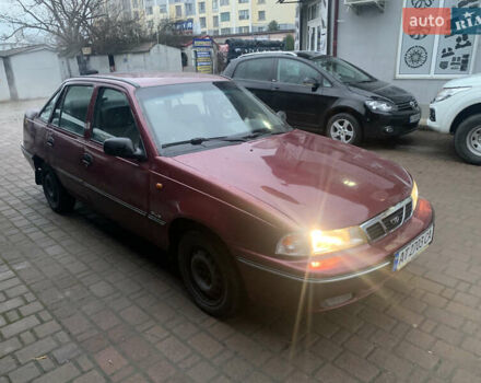 Красный Дэу Нексия, объемом двигателя 1.5 л и пробегом 240 тыс. км за 1100 $, фото 1 на Automoto.ua