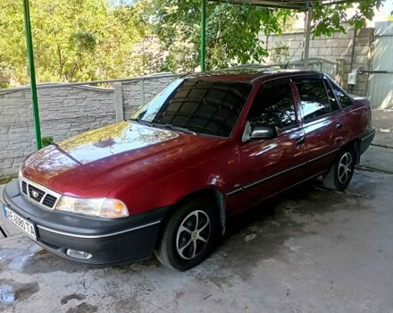 Красный Дэу Нексия, объемом двигателя 1.5 л и пробегом 114 тыс. км за 2500 $, фото 1 на Automoto.ua