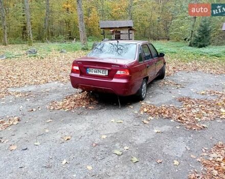 Деу Нексія 2008 у Шепетовке на Automoto.ua Червоний Деу Нексія, об'ємом двигуна 1.5 л та пробігом 240 тис. км за 1500 $, фото 7 на Automoto.ua