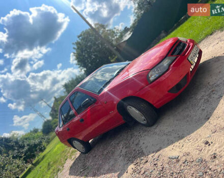 Красный Дэу Нексия, объемом двигателя 1.6 л и пробегом 162 тыс. км за 2100 $, фото 5 на Automoto.ua