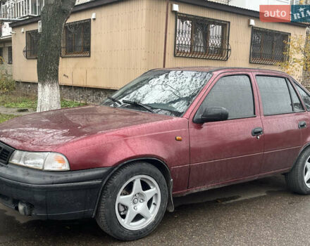 Красный Дэу Нексия, объемом двигателя 1.5 л и пробегом 267 тыс. км за 1900 $, фото 1 на Automoto.ua