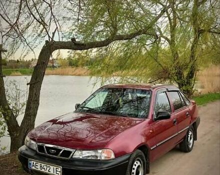 Червоний Деу Нексія, об'ємом двигуна 1.5 л та пробігом 137 тис. км за 900 $, фото 3 на Automoto.ua