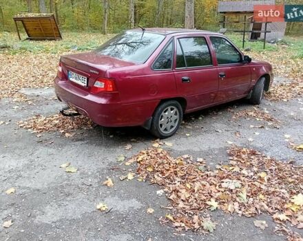 Деу Нексія 2008 у Шепетовке на Automoto.ua Червоний Деу Нексія, об'ємом двигуна 1.5 л та пробігом 240 тис. км за 1500 $, фото 6 на Automoto.ua
