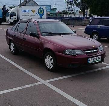 Червоний Деу Нексія, об'ємом двигуна 1.5 л та пробігом 243 тис. км за 1600 $, фото 1 на Automoto.ua