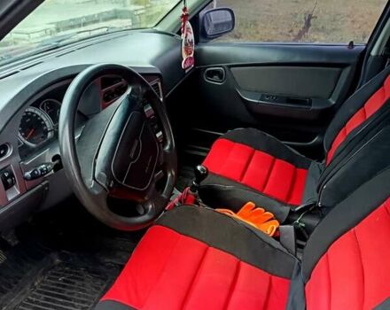 Красный Дэу Нексия, объемом двигателя 1.5 л и пробегом 180 тыс. км за 2300 $, фото 4 на Automoto.ua